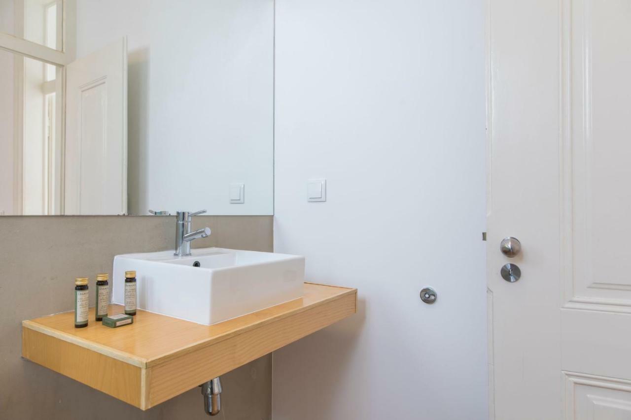 Lovelystay - Sunny Santa Catarina II Lisboa المظهر الخارجي الصورة